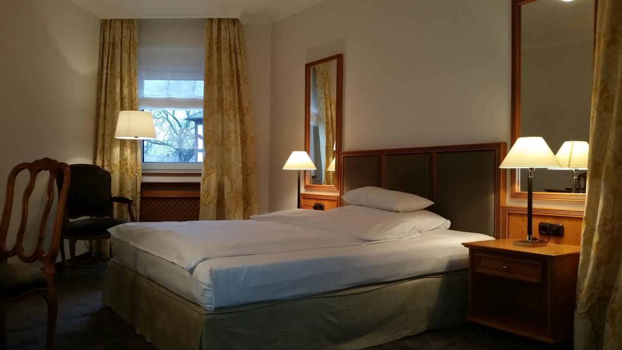 Kleines Hotel Форххайм Экстерьер фото